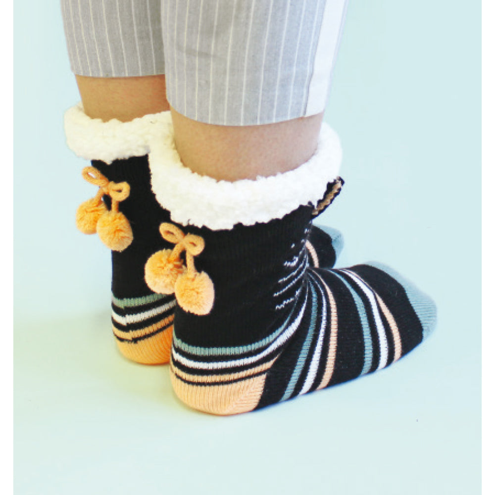 Feline slipper socks