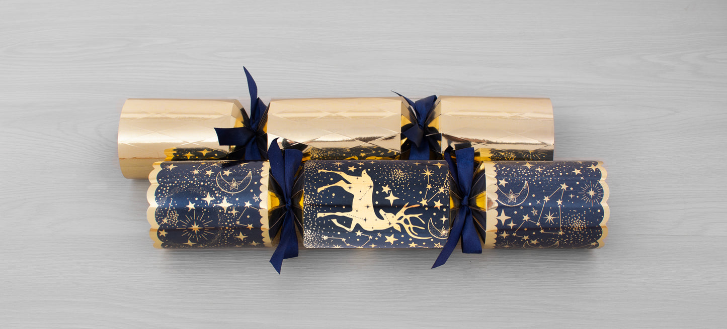 Deluxe gold stag crackers