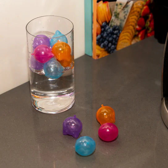 Cat ice cube maker