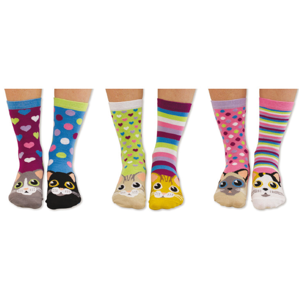 Catwalk odd socks