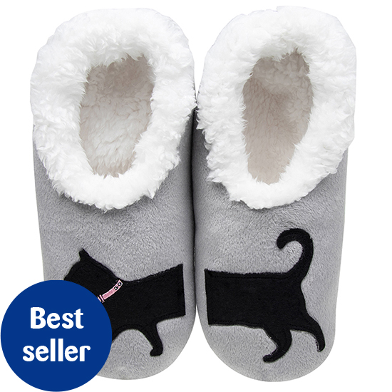 Black cat snoozies slippers