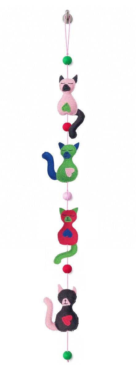 Cats and hearts garland