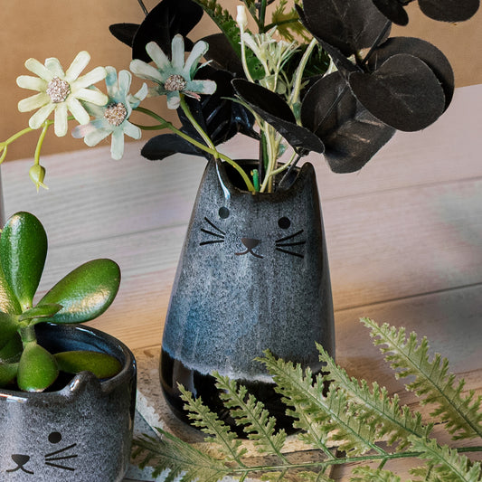 Cat vase